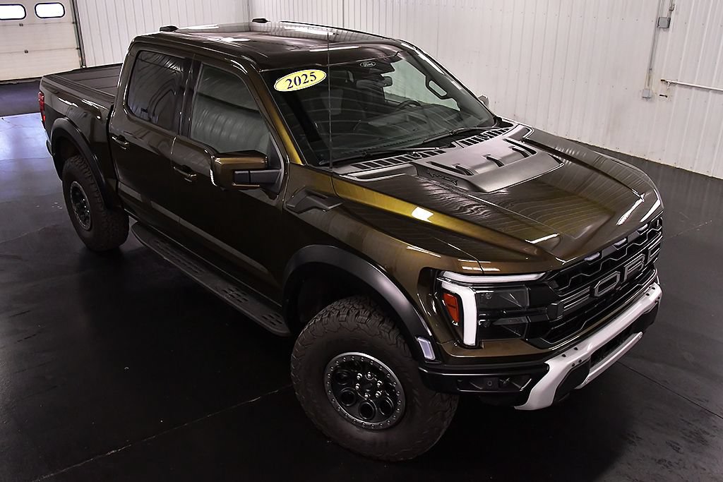 Used 2025 Ford F150 Raptor AWD/4WD image 13