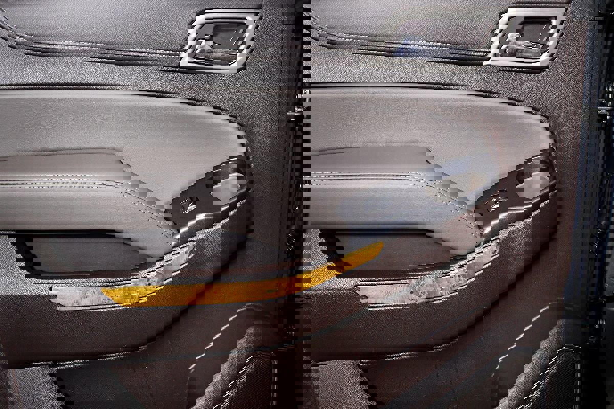 Used 2017 GMC Yukon XL Denali w/ Open Road Package image 40