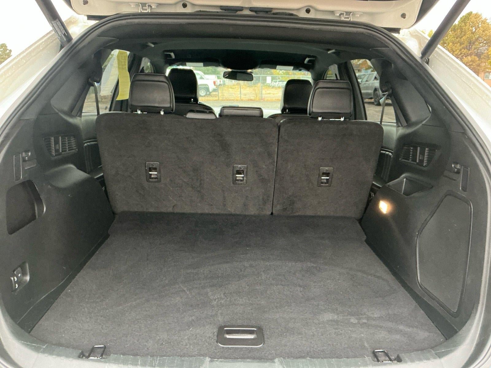 Used 2022 Ford Edge ST AWD/4WD image 17