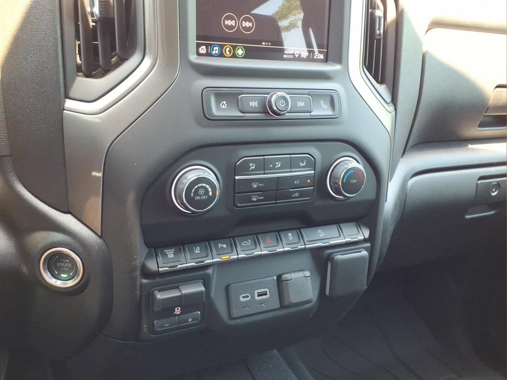 New 2026 Chevrolet Silverado 2500 Custom w/ Custom Value Package AWD/4WD image 7