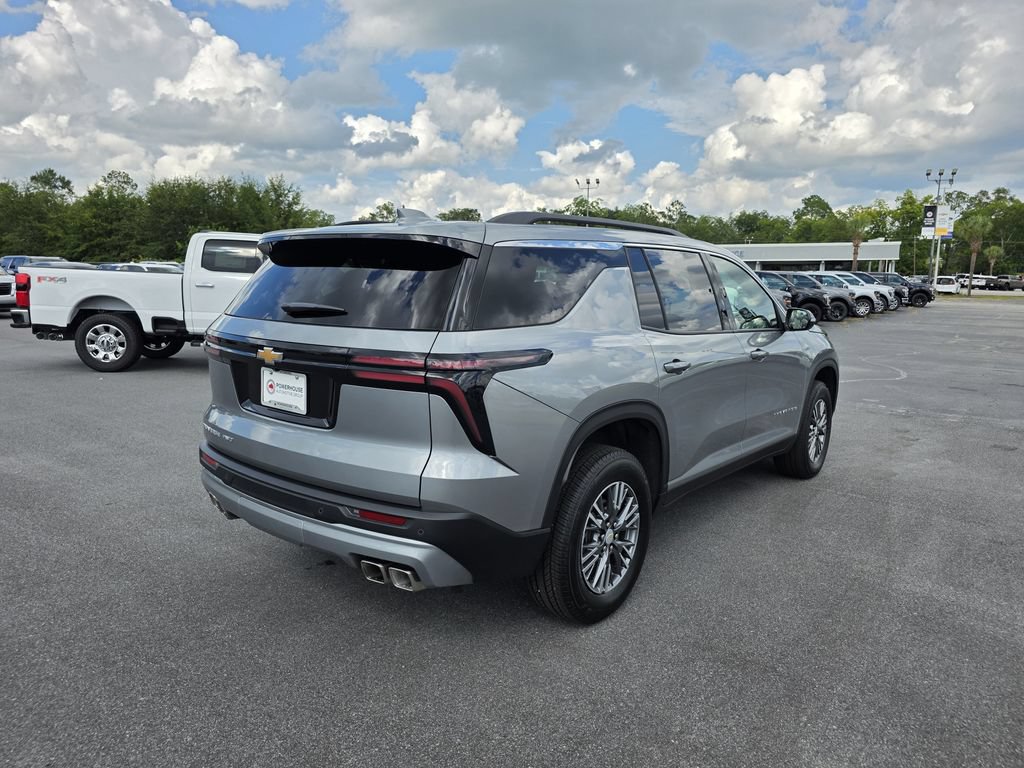 Used 2026 Chevrolet Traverse LT AWD/4WD image 5