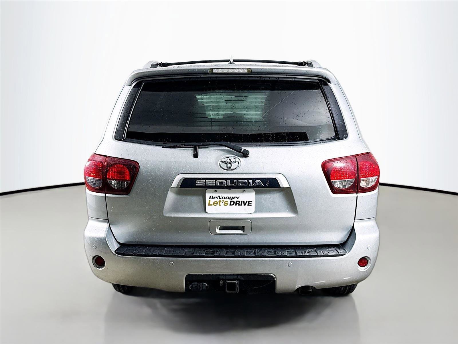 Used 2021 Toyota Sequoia SR5 image 7