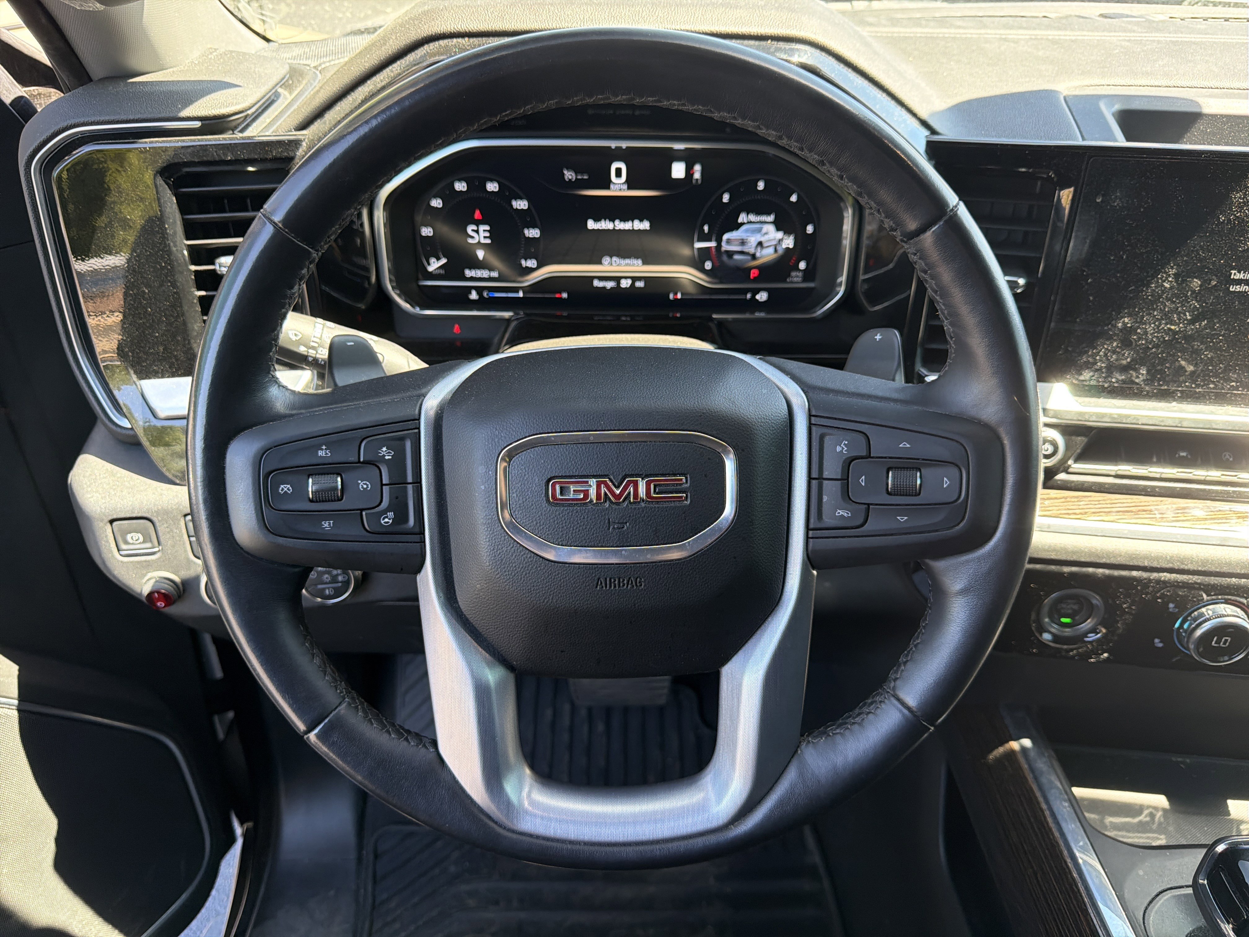 Used 2022 GMC Sierra 1500 Elevation w/ X31 Off-Road Package AWD/4WD image 9