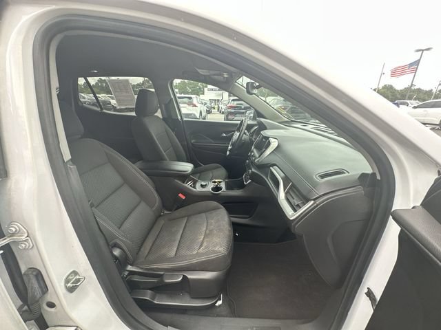 Used 2022 GMC Terrain SLE w/ Elevation Edition FWD image 13