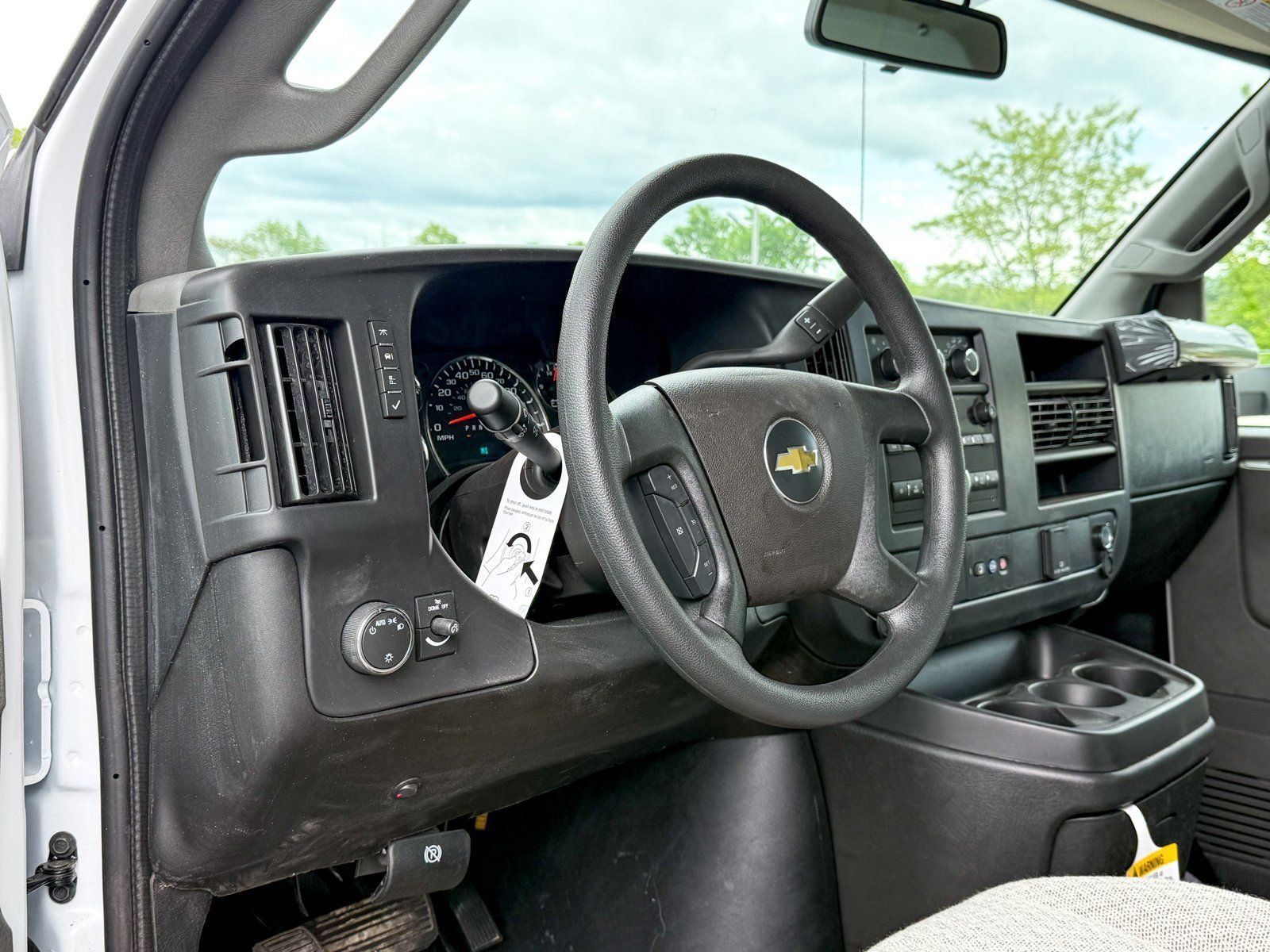 New 2025 Chevrolet Express 3500 w/ Power Convenience Package image 3