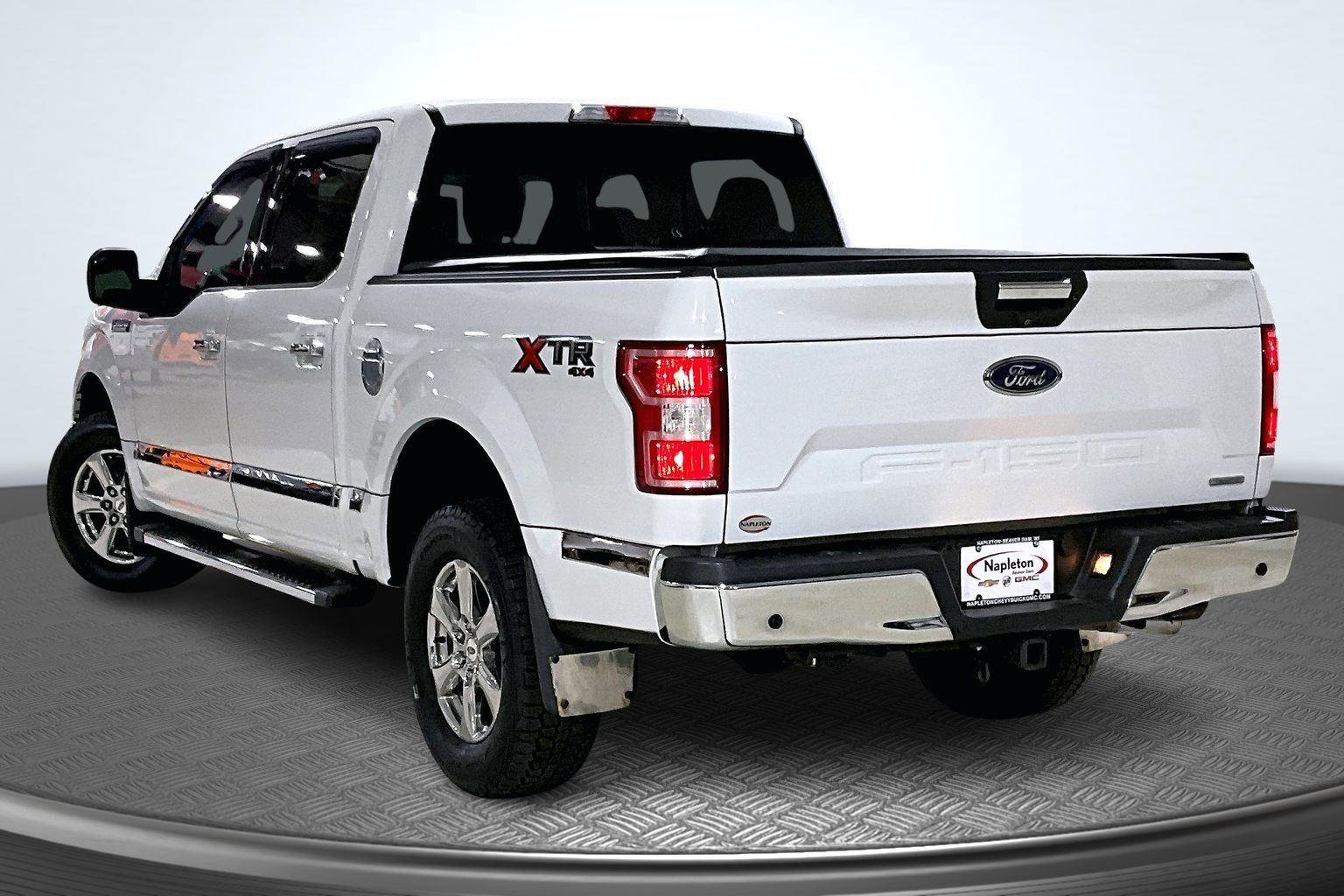 Used 2018 Ford F150 XLT w/ Equipment Group 302A Luxury image 13