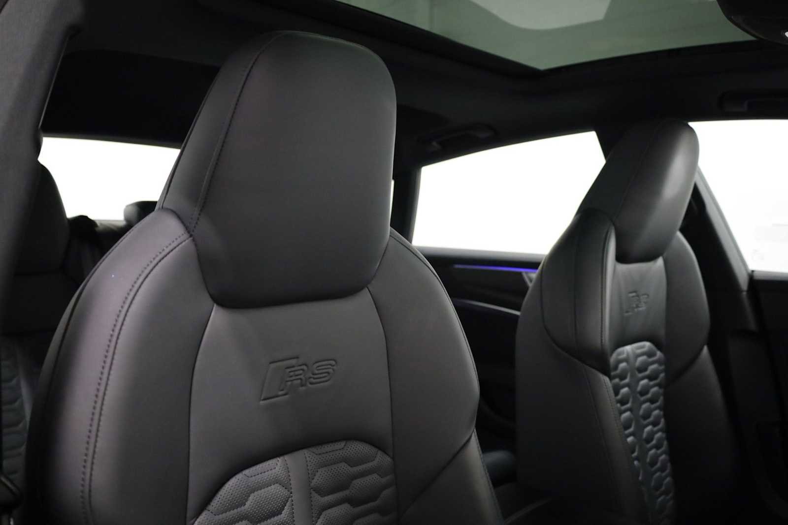 Used 2023 Audi RS 7 Sportback w/ RS 7 Executive Package image 21