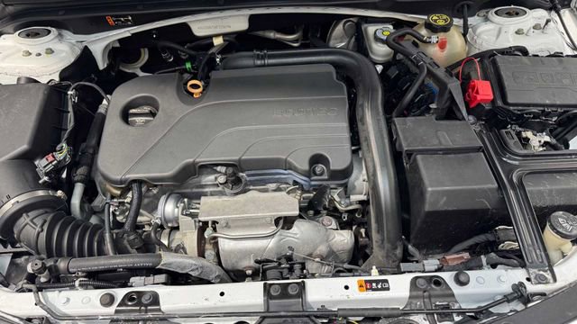 Used 2019 Chevrolet Malibu RS image 31