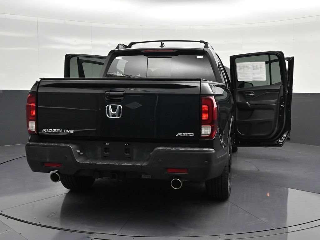 Used 2023 Honda Ridgeline Black Edition image 40