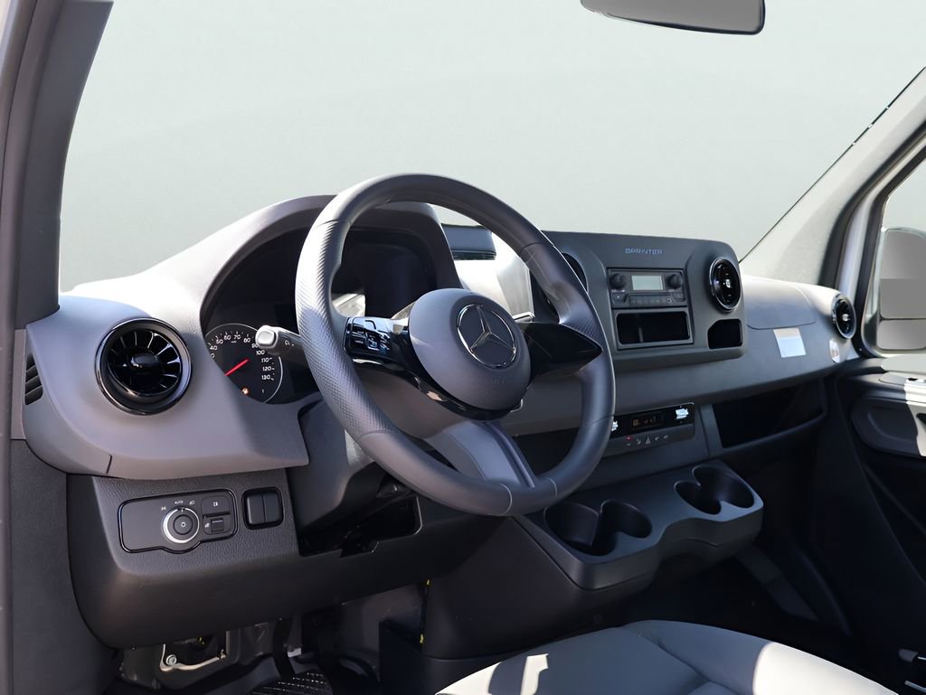 New 2025 Mercedes-Benz Sprinter 2500 image 21