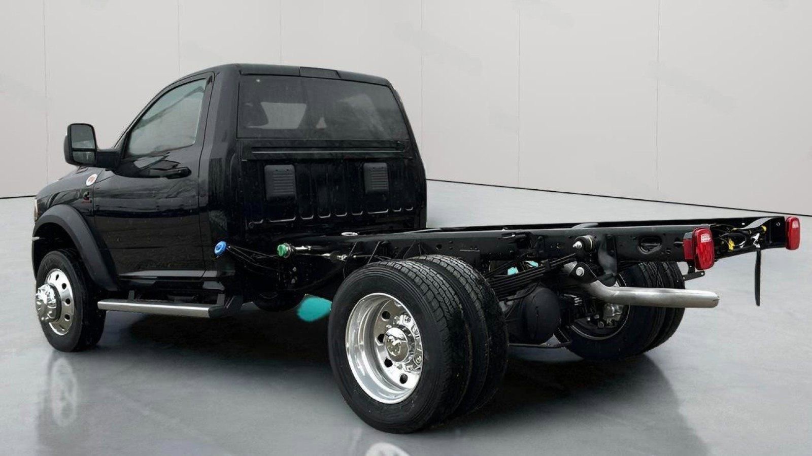 New 2024 RAM 4500 Tradesman AWD/4WD image 5