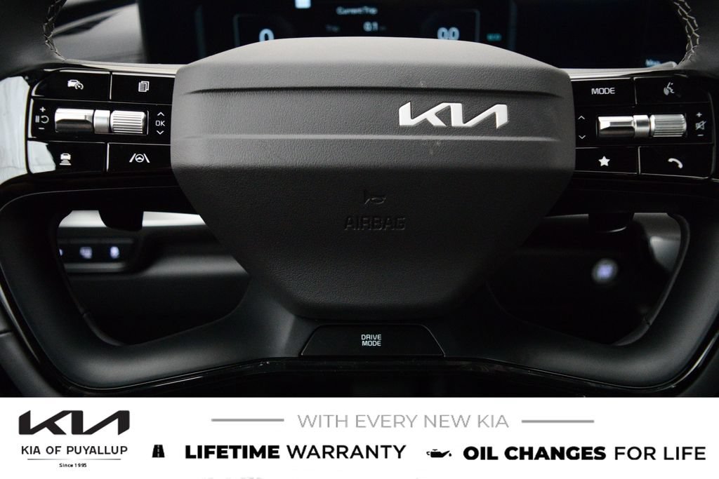 New 2027 Kia Carnival SX w/ Dark Edition Package FWD image 26