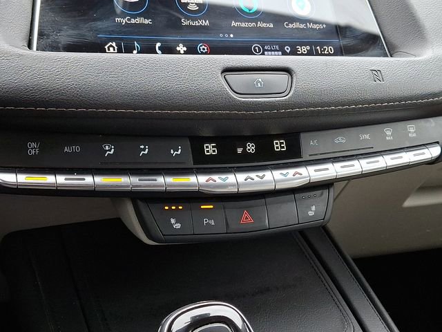 Used 2021 Cadillac XT4 Luxury w/ Trailering Package AWD/4WD image 15