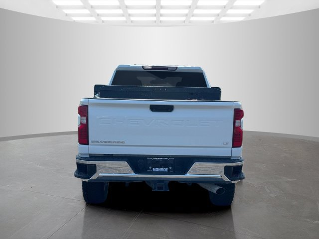 Used 2022 Chevrolet Silverado 2500 LT w/ Convenience Package AWD/4WD image 6