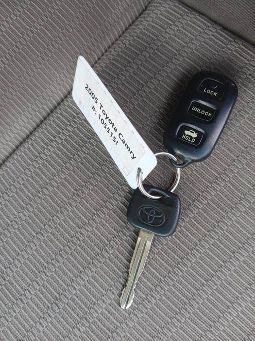 Used 2005 Toyota Camry LE FWD image 43