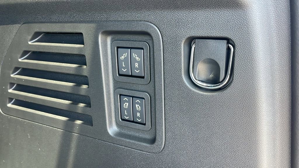 New 2025 Buick Enclave Sport Touring w/ Power Package image 27