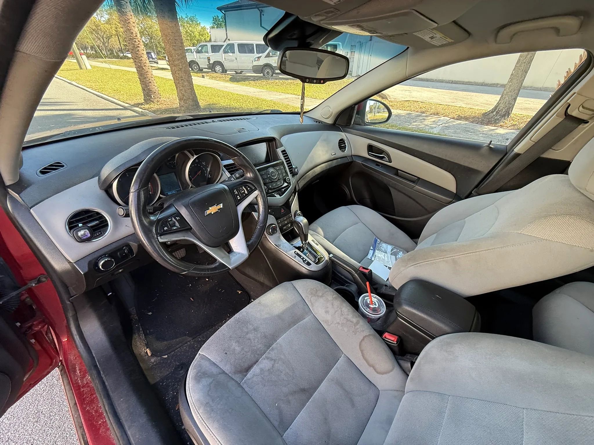 Used 2013 Chevrolet Cruze LT w/ Technology Package FWD image 11