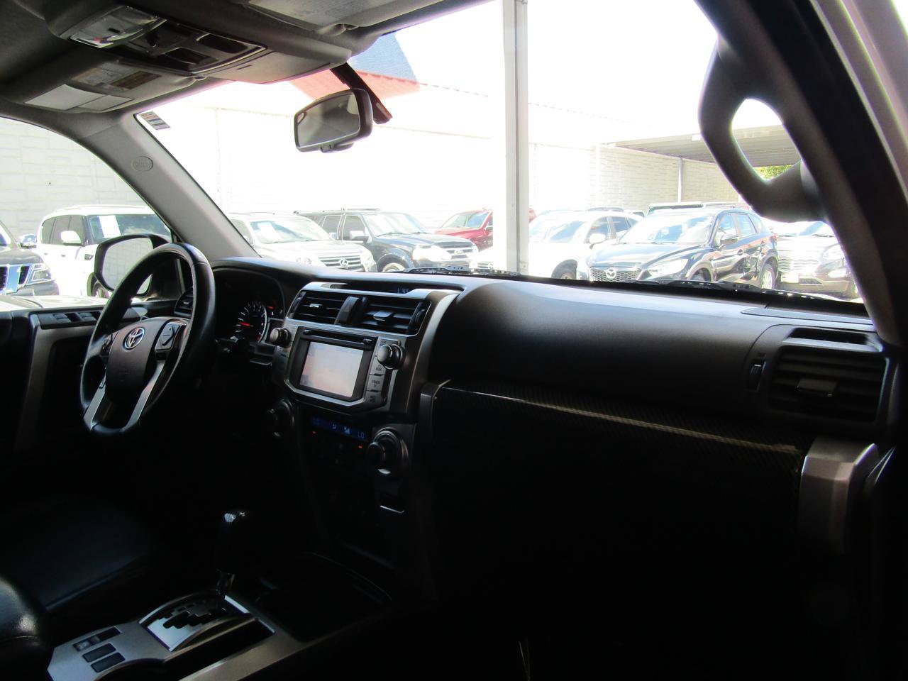 Used 2016 Toyota 4Runner Limited RWD image 12