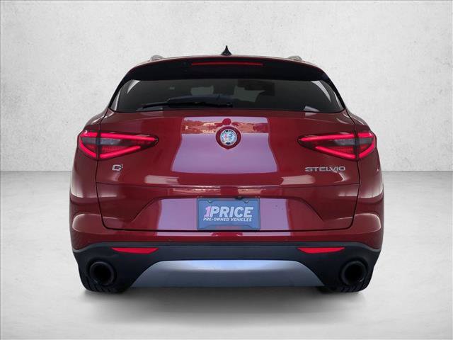 Used 2018 Alfa Romeo Stelvio Ti AWD/4WD image 7