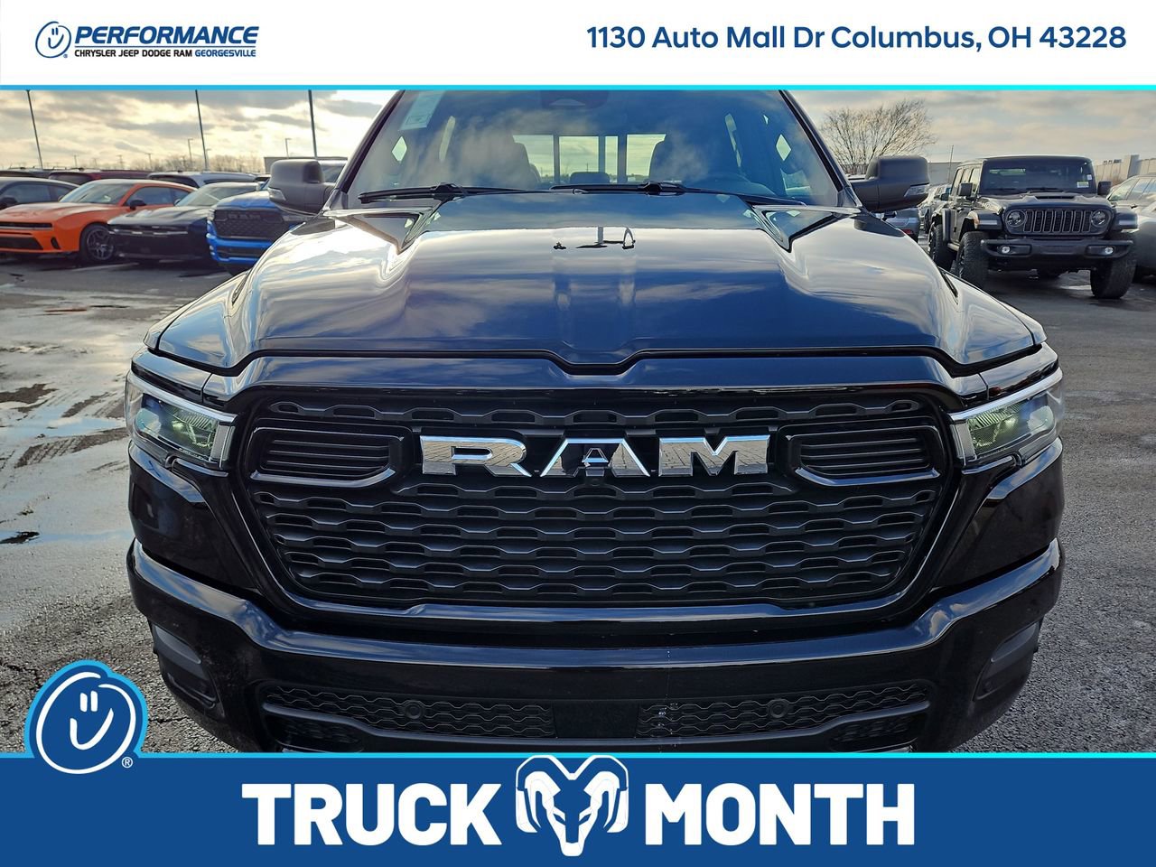 New 2026 RAM 1500 4x4 Crew Cab image 3