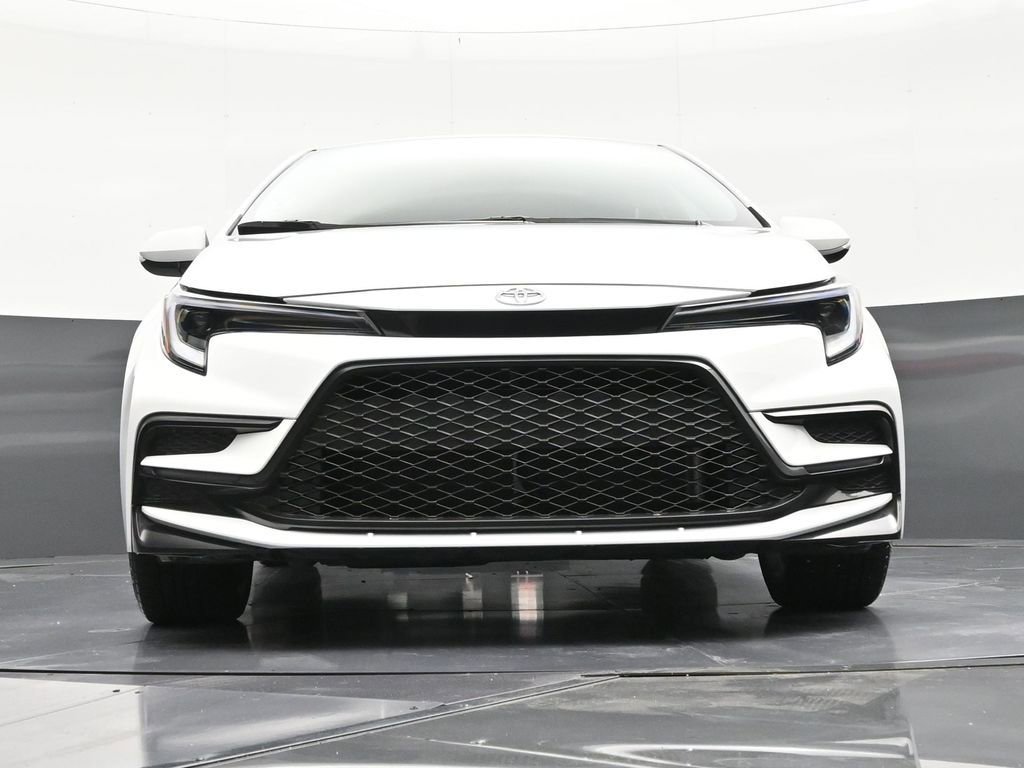 Used 2025 Toyota Corolla SE image 27