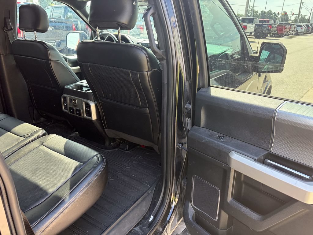 Used 2017 Ford F150 Lariat w/ Equipment Group 502A Luxury AWD/4WD image 15