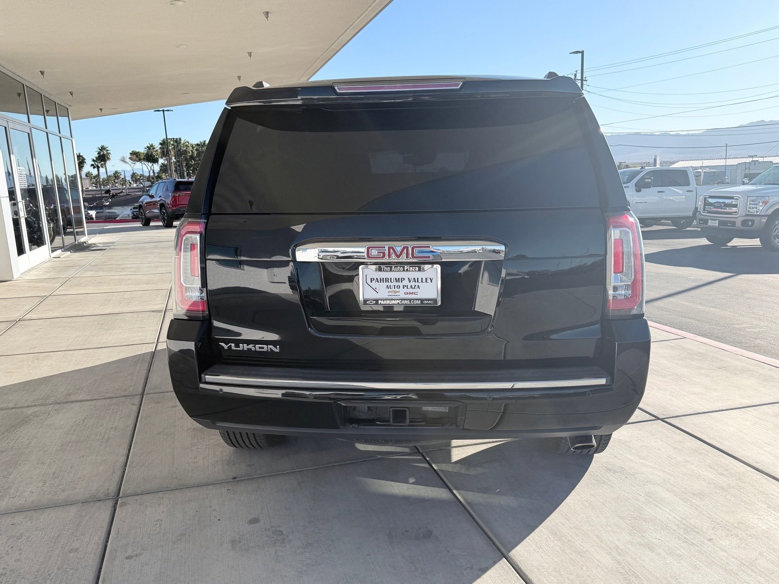 Used 2018 GMC Yukon Denali w/ Denali Ultimate Package image 4