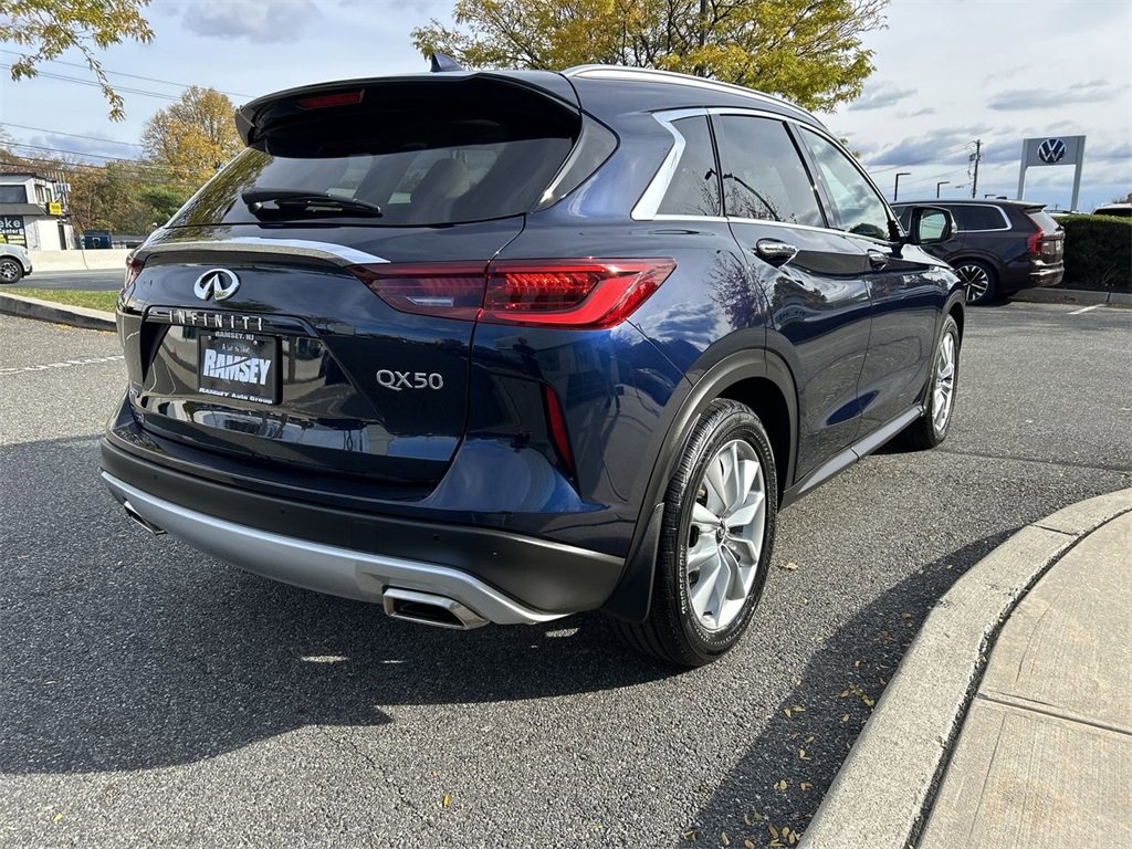 Certified 2022 INFINITI QX50 Essential image 8