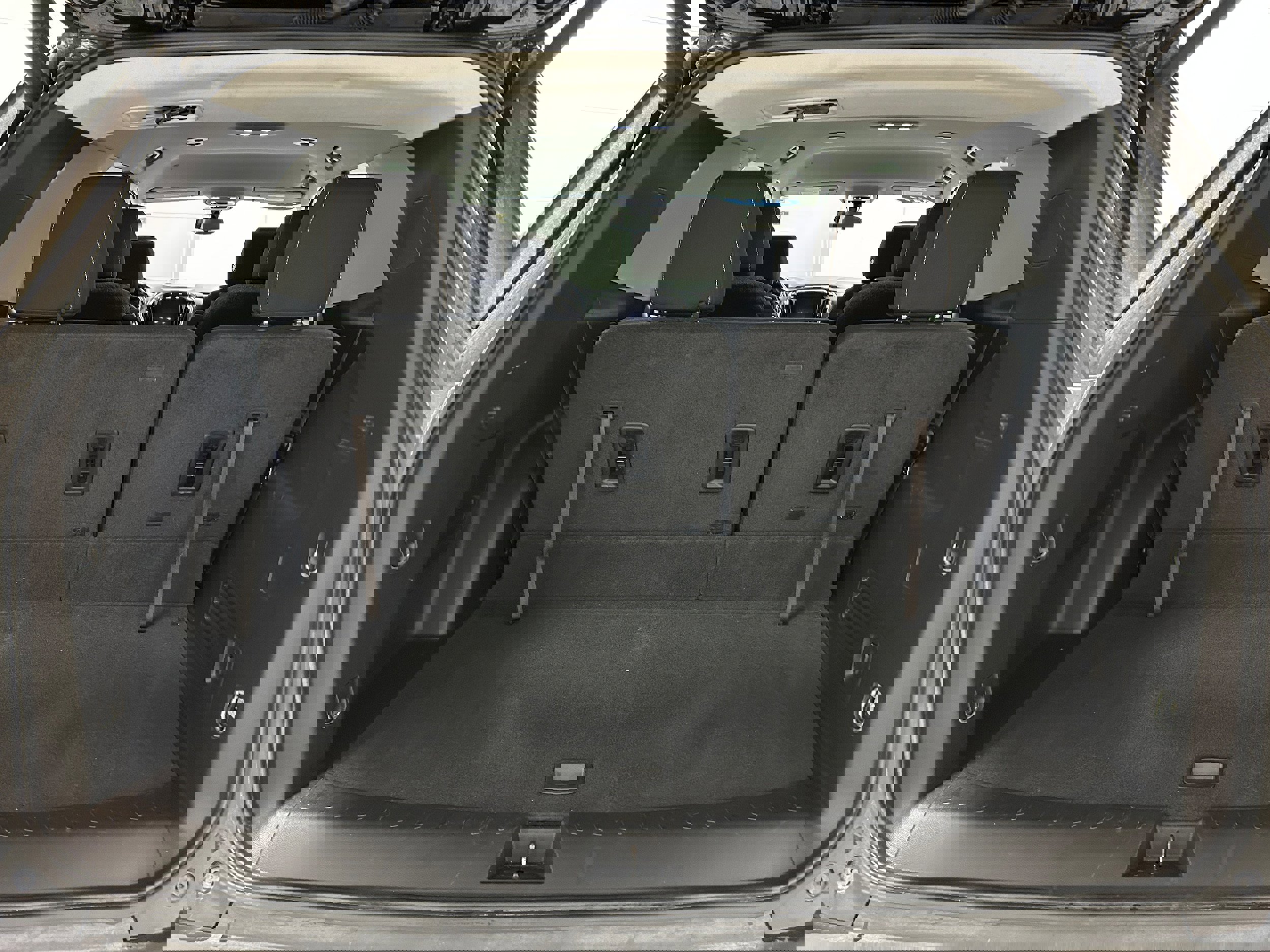 Used 2019 Chevrolet Traverse LT w/ LPO, Floor Liner Package image 32