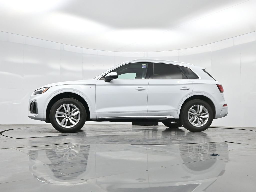 Used 2023 Audi Q5 2.0T Premium w/ Convenience Package AWD/4WD image 6