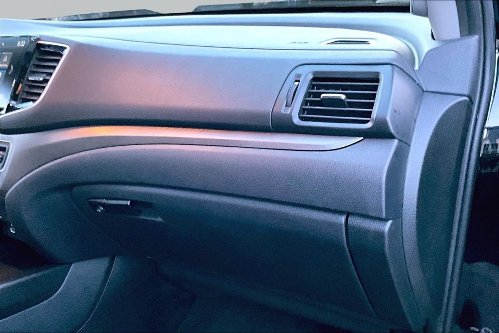 Used 2025 Honda Ridgeline Sport image 20
