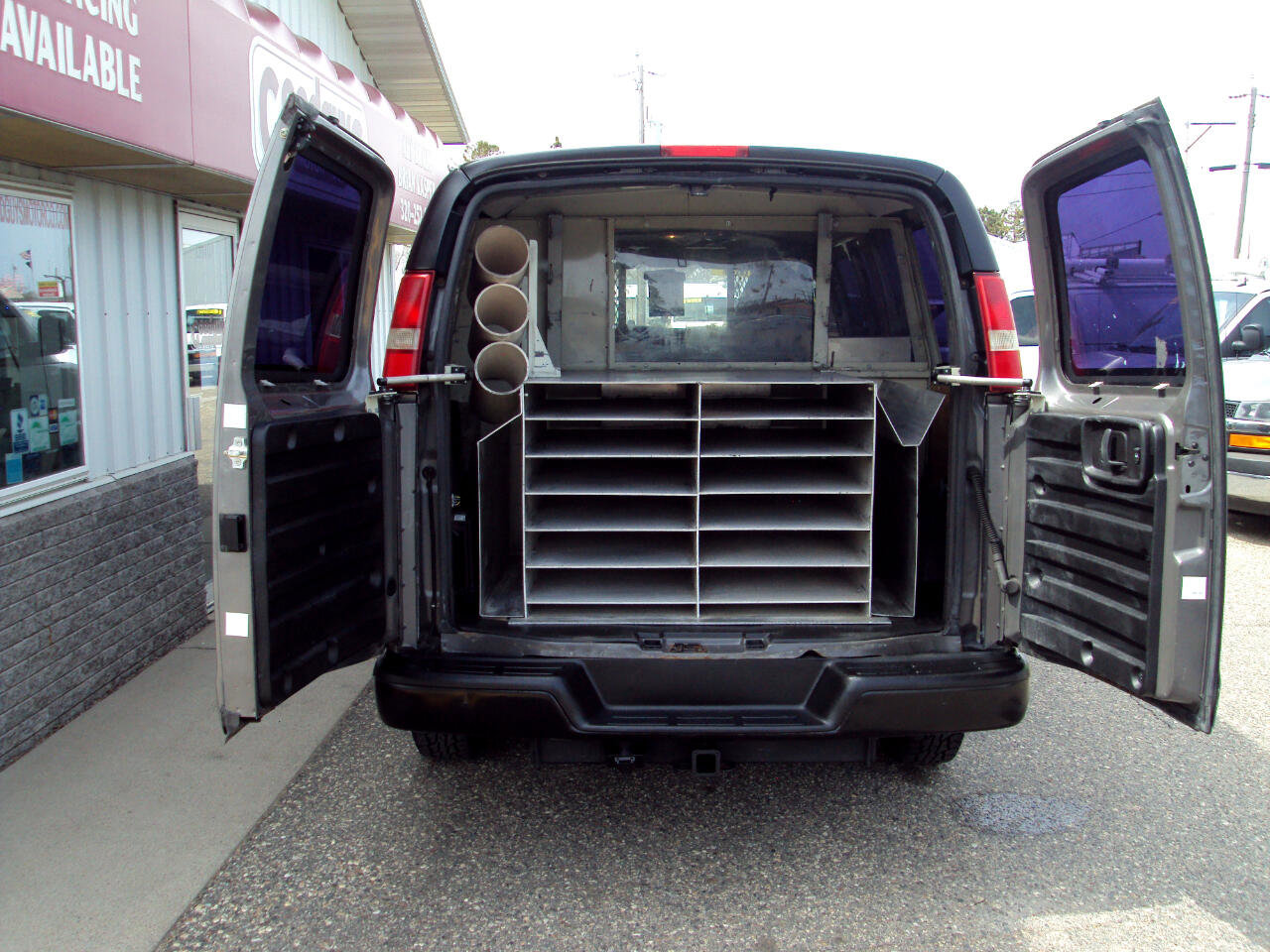 Used 2012 Chevrolet Express 2500 image 8