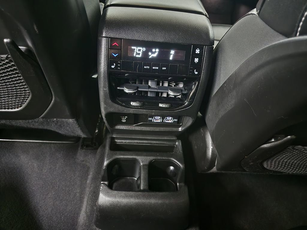 Used 2022 Jeep Grand Cherokee L Limited w/ MOPAR Finishing Package image 25