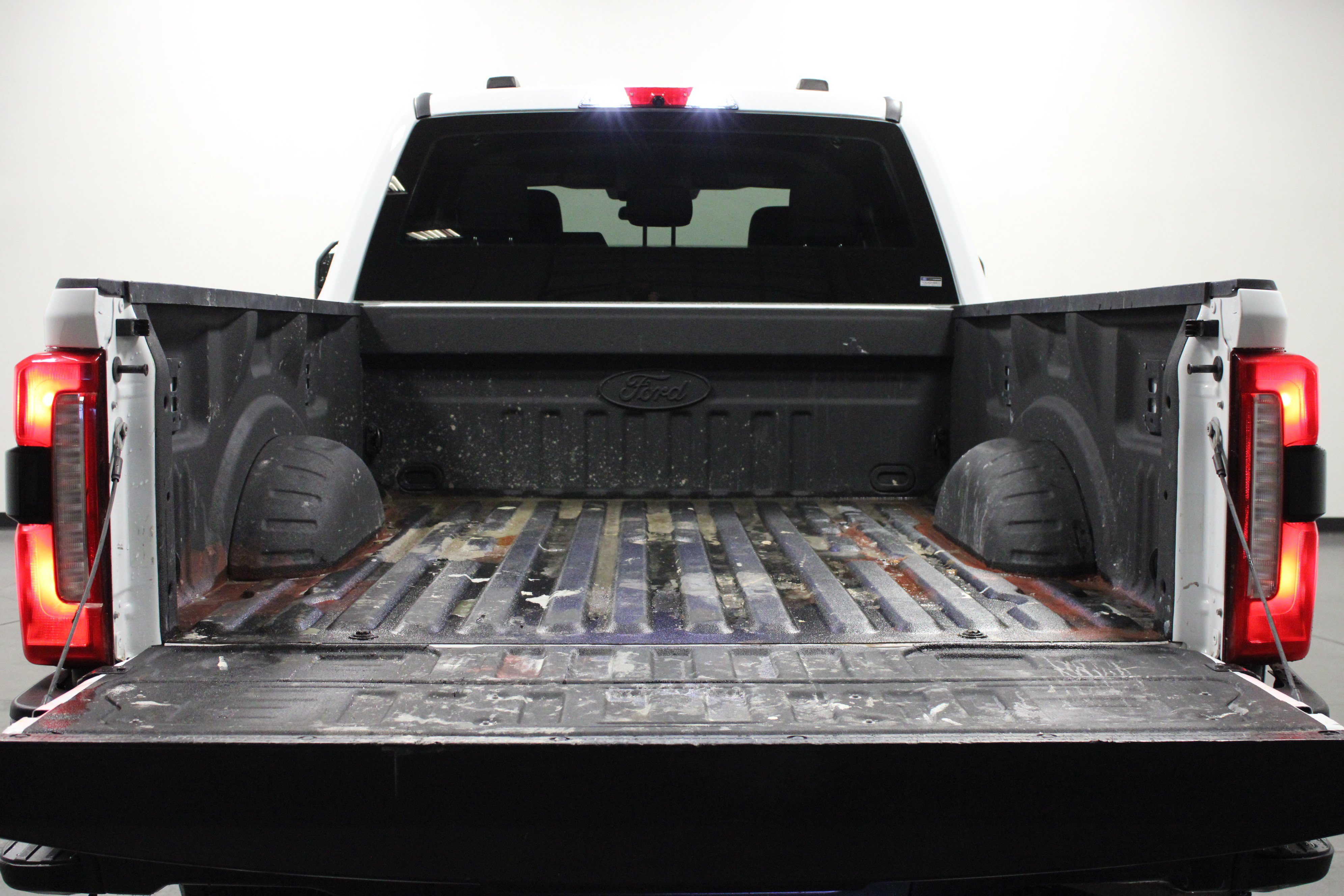 Used 2024 Ford F350 XL w/ 360-Degree Camera Package RWD image 14