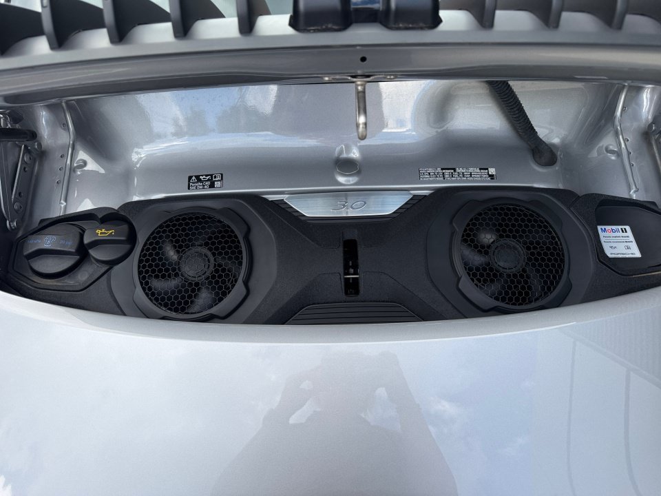 Certified 2024 Porsche 911 Carrera RWD image 17