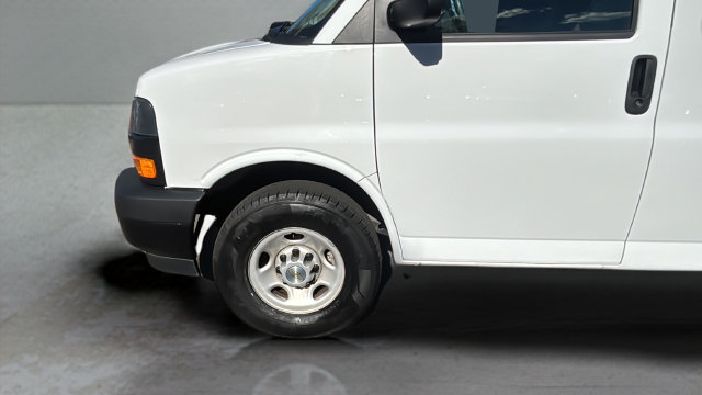 Used 2025 Chevrolet Express 2500 w/ Driver Convenience Package RWD image 41