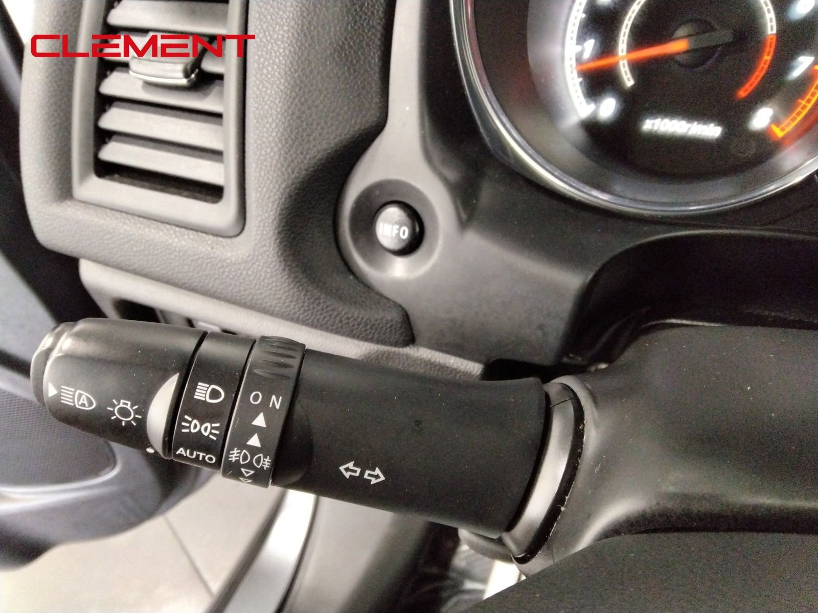 Used 2024 Mitsubishi Outlander Sport ES image 15