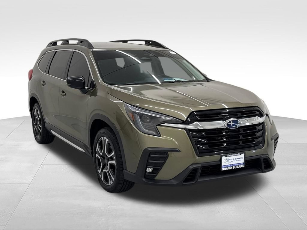 Used 2024 Subaru Ascent Limited AWD/4WD image 8