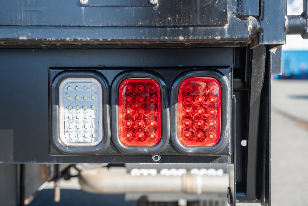 Certified 2023 Ford E-450 and Econoline 450 Super Duty w/ Power Windows & Locks Group RWD image 6