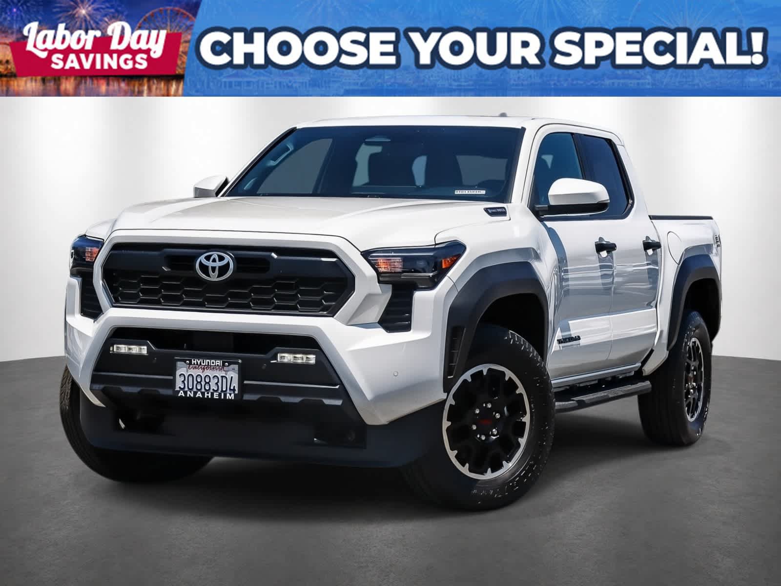 Used 2024 Toyota Tacoma TRD Off-Road w/ TRD Off Road Upgrade Package AWD/4WD video 1