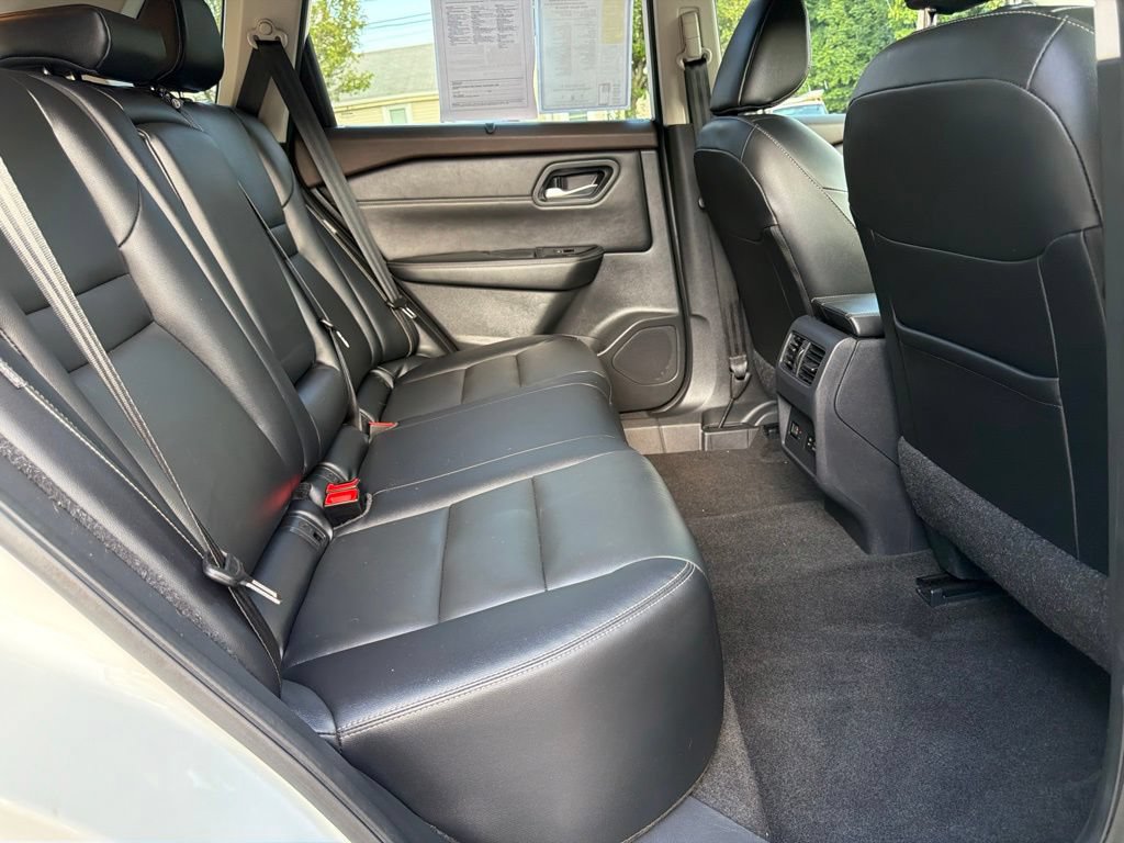 Used 2023 Nissan Rogue SL w/ SL Premium Package AWD/4WD image 29