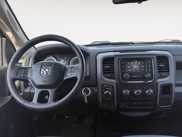 Used 2016 RAM 1500 Express AWD/4WD image 6