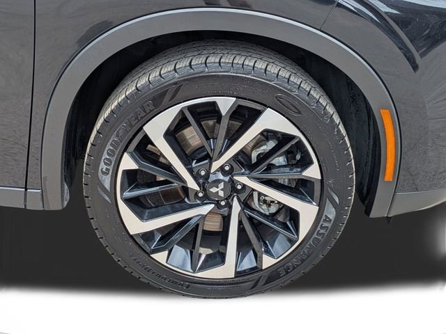 Used 2024 Mitsubishi Outlander SE FWD image 11