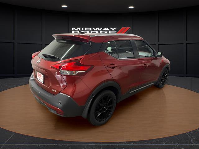 Used 2020 Nissan Kicks SR w/ SR Premium Package FWD image 4