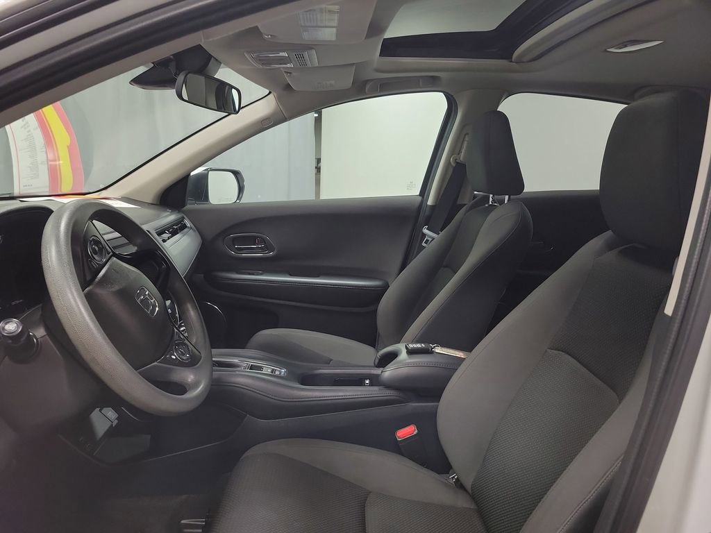 Used 2019 Honda HR-V EX image 12