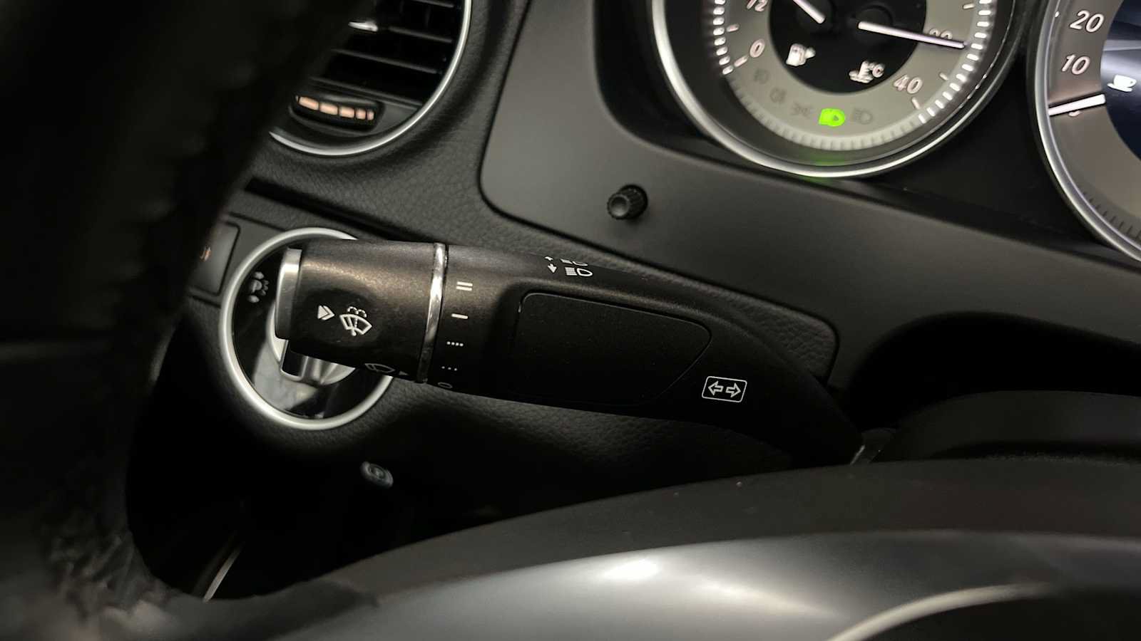 Used 2013 Mercedes-Benz C 300 4MATIC Sedan image 39