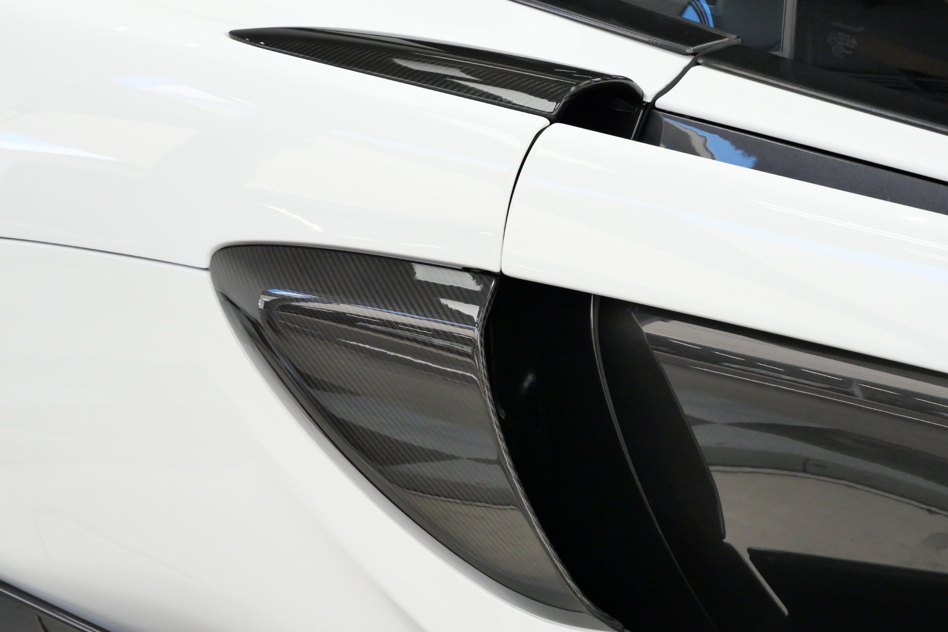 Used 2019 McLaren 600LT RWD image 41