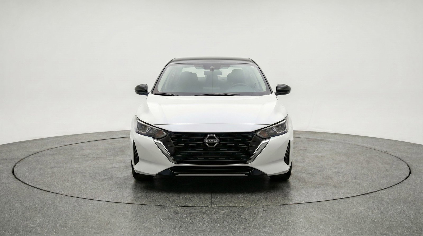 Used 2025 Nissan Sentra SV FWD image 2