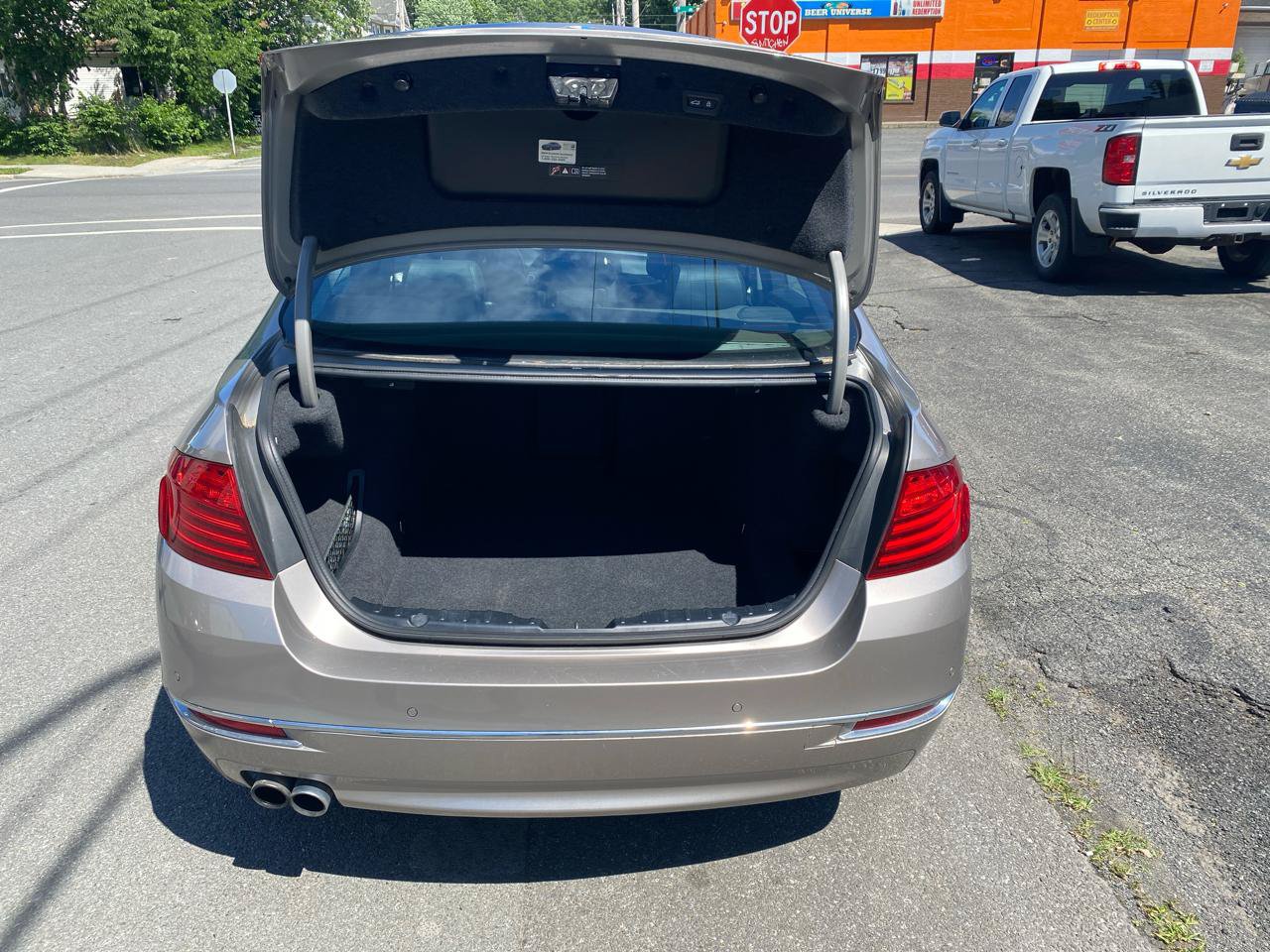 Used 2015 BMW 528i Sedan RWD image 20