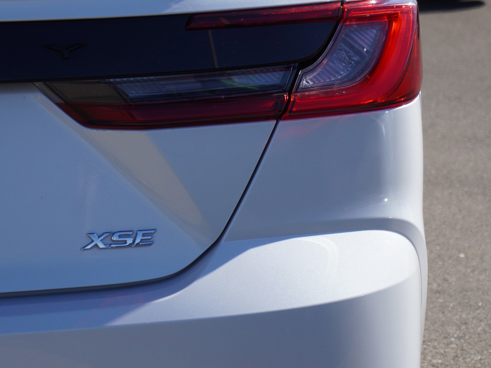 Used 2025 Toyota Camry XSE image 11